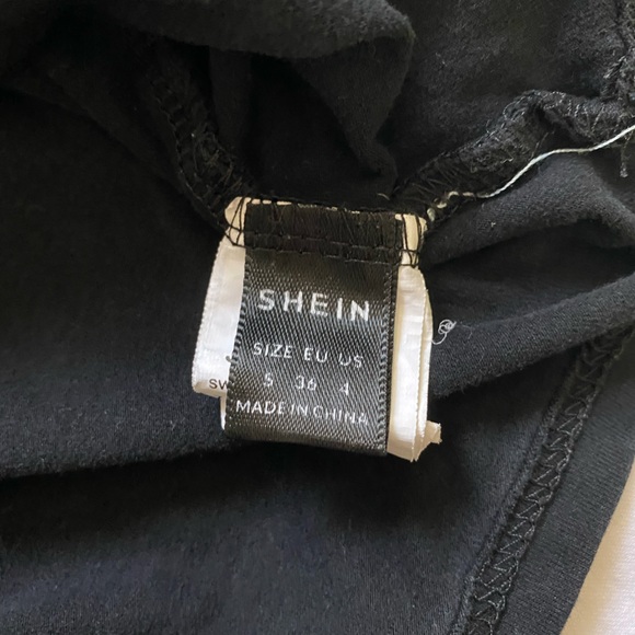 Black square neck crop long sleeve - Picture 2 of 2